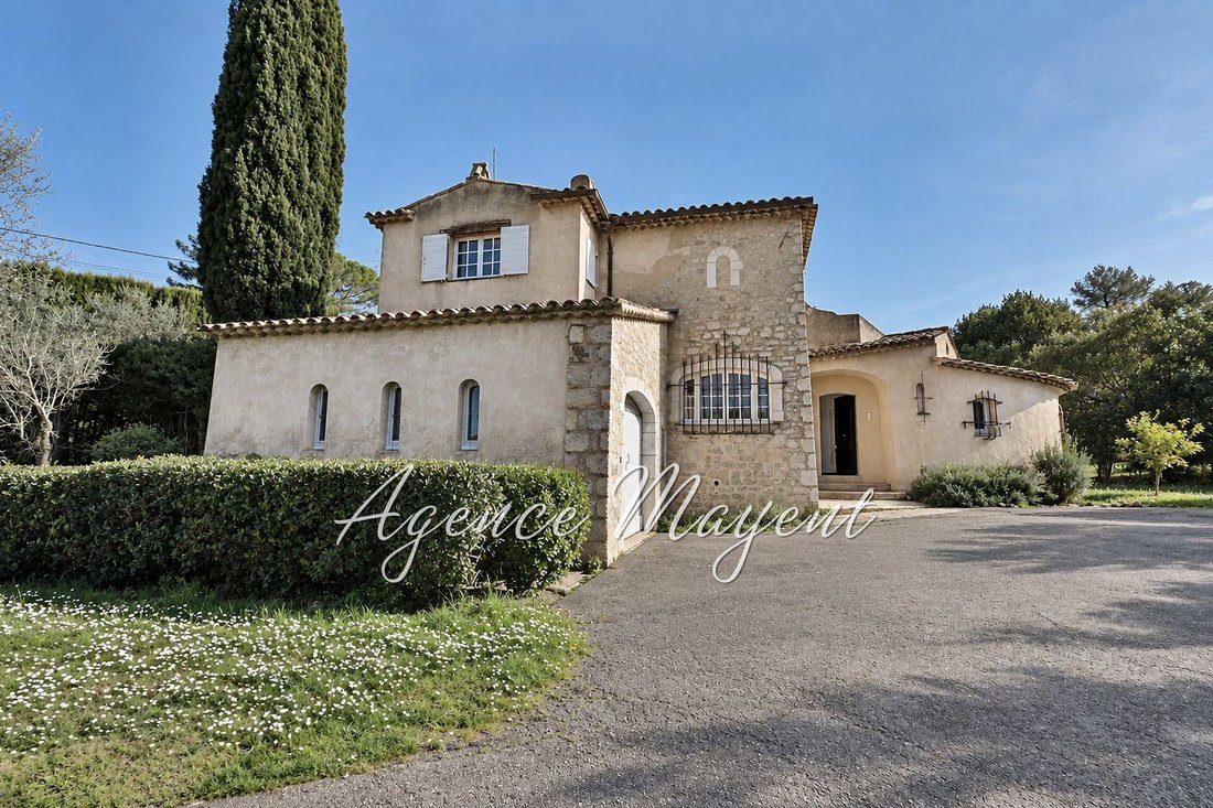 Villa en Mougins, Provenza-Alpes-Costa Azul, Francia 2 - 17572961