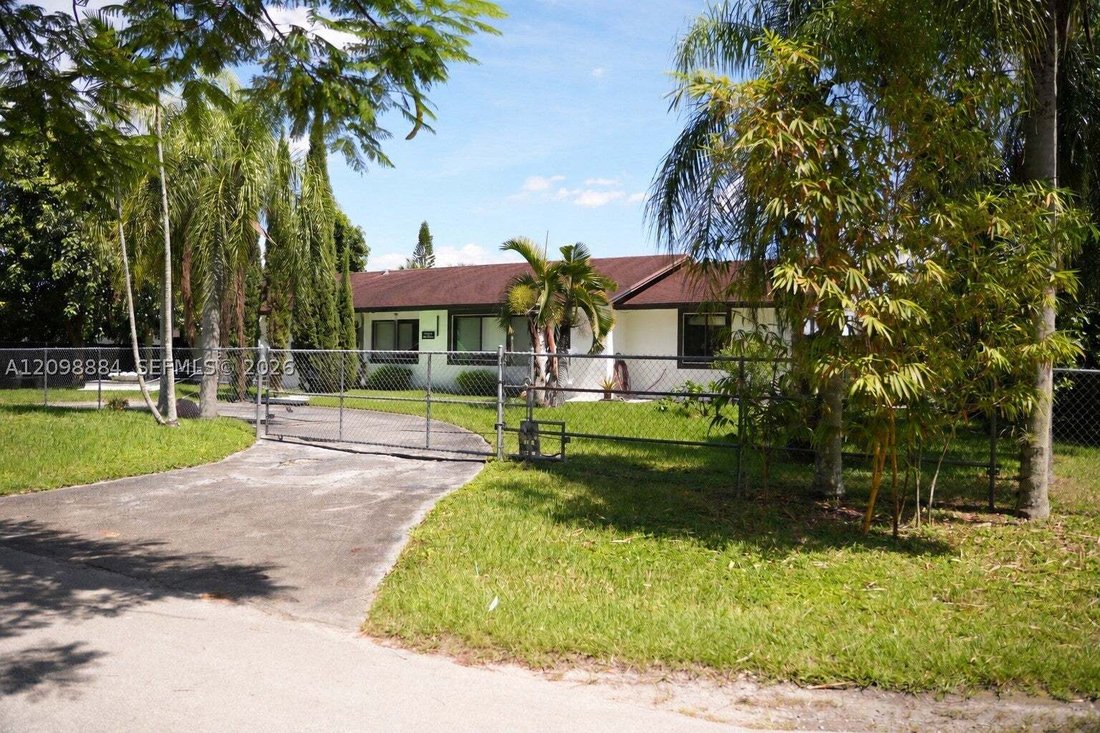 House in Miami, Florida, United States 2 - 19013414