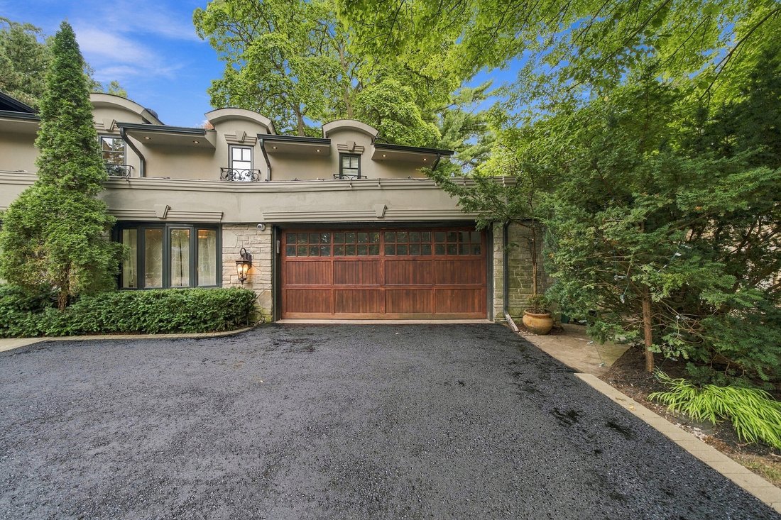 House in Mississauga, Ontario, Canada 3 - 19010446