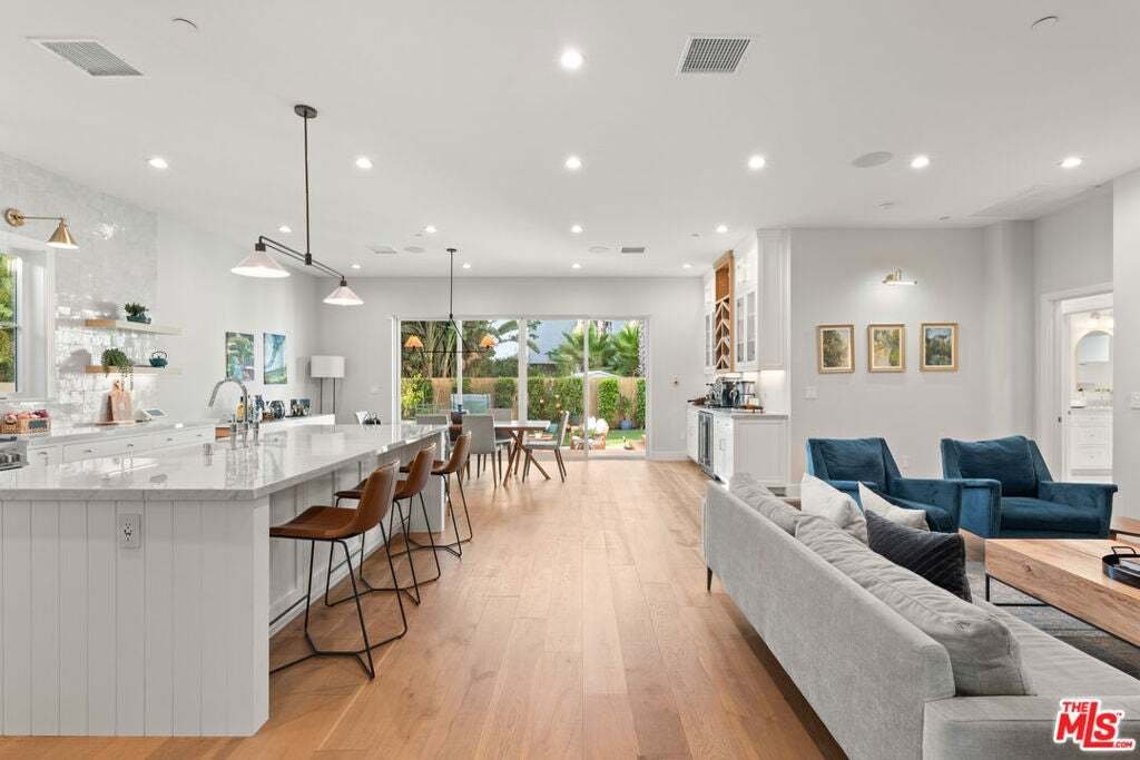 House in Los Angeles, California, United States 4 - 19012641
