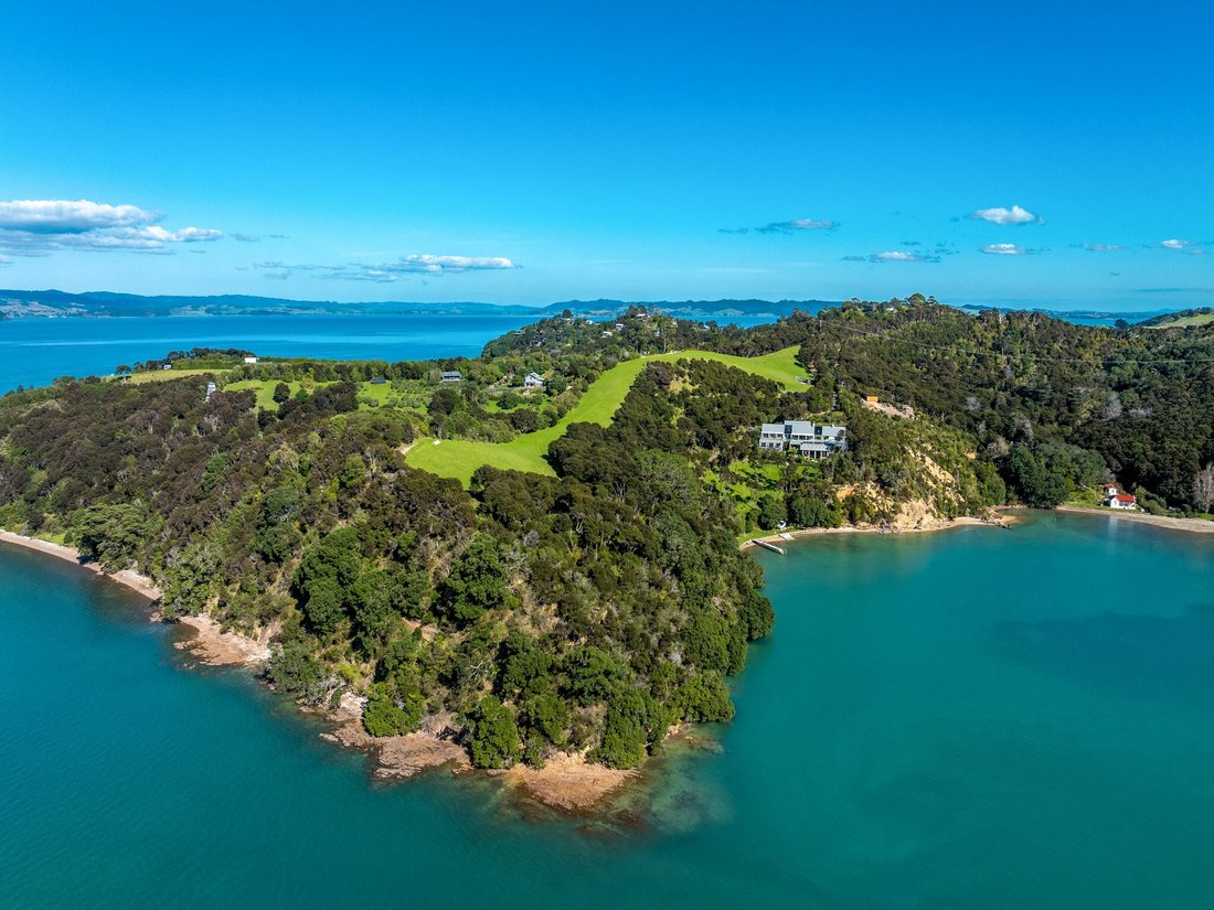 House in Waiheke Island, Auckland, New Zealand 5 - 19014681