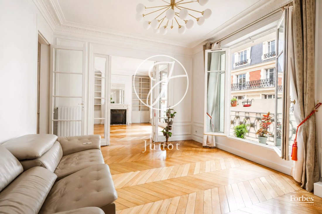 Apartment in La Plaine des Sablons, Neuilly-sur-Seine, France 5 - 19010538