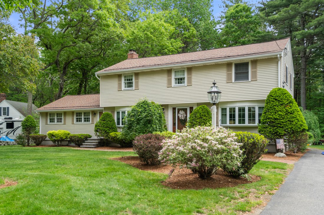 House in Southborough, Massachusetts, United States 1 - 19015178