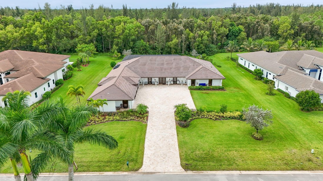 House in Palm Beach Gardens, Florida, United States 1 - 19010327