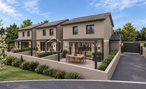 House in Umag, Istria County, Croatia 1