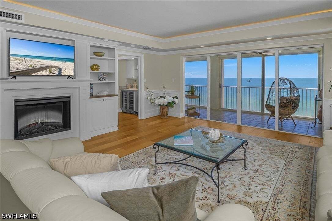 Condo in Naples, Florida, United States 3 - 19009004