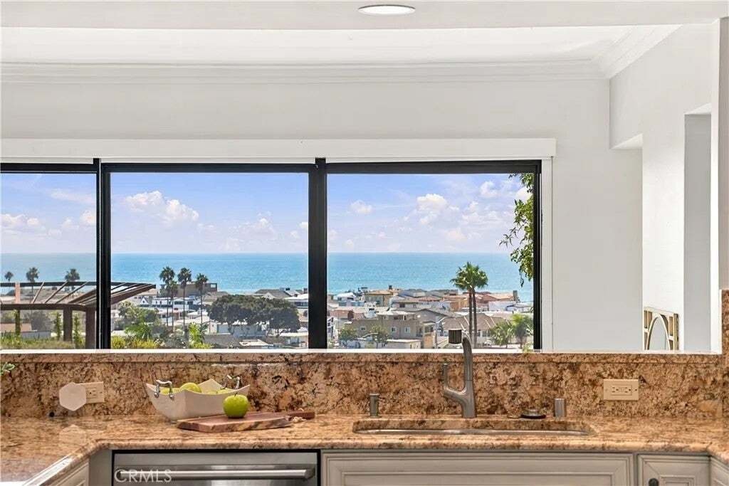 Condo in Newport Beach, California, United States 5 - 19011466