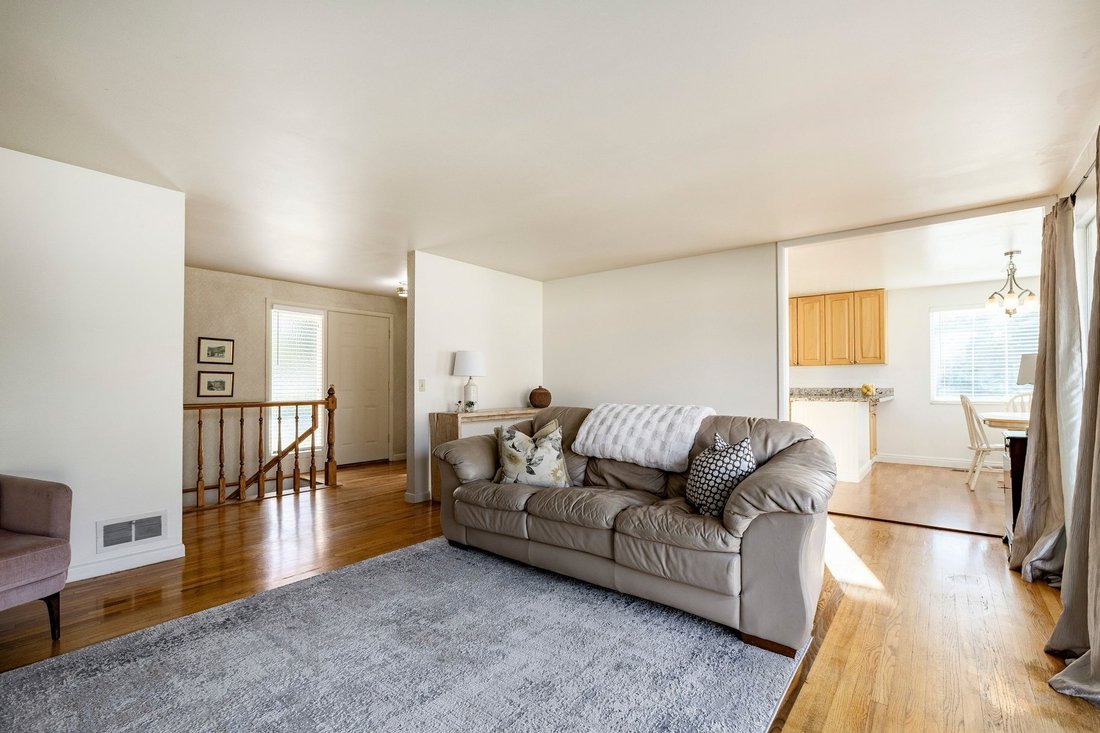 House in Holladay, Utah, United States 5 - 19008735