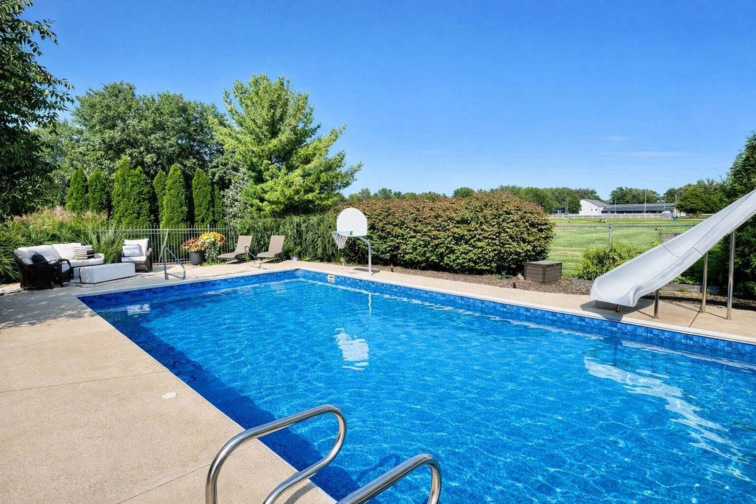 House in New Lenox, Illinois, United States 5 - 19010103