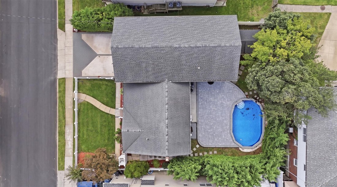 House in East Rockaway, New York, United States 2 - 19012668