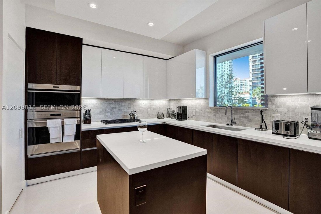 Condo in Fort Lauderdale, Florida, United States 4 - 19013376