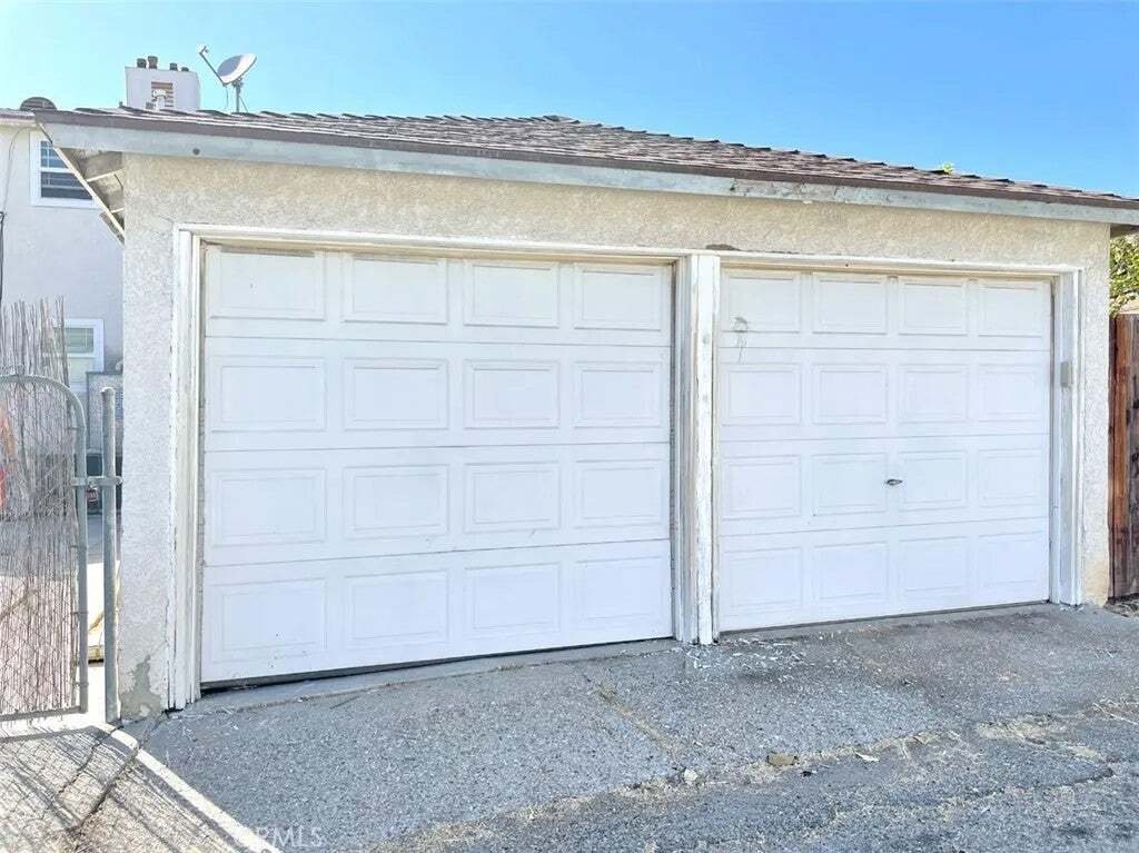 Monterey Park, California, United States 5 - 19011499