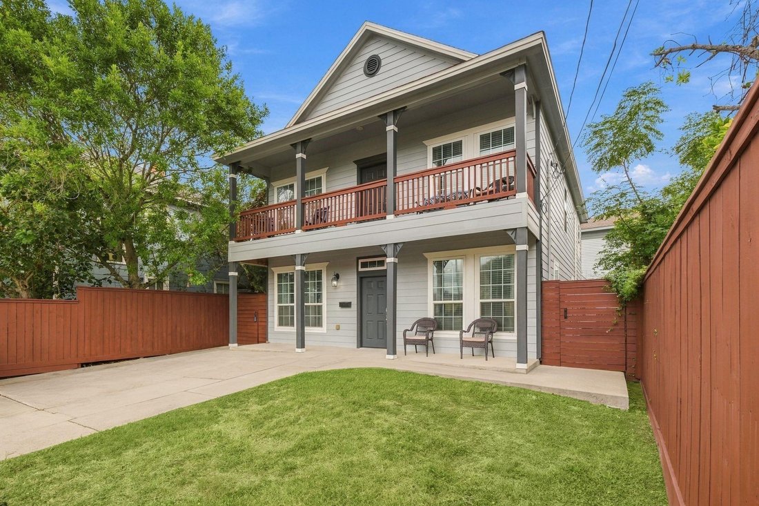 House in Galveston, Texas, United States 2 - 19014642