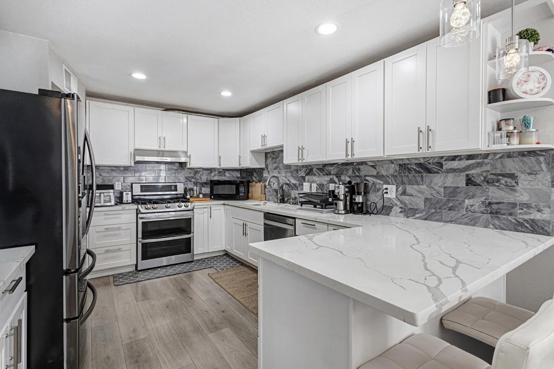 House in Antelope, California, United States 4 - 19014686