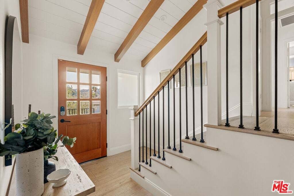 House in Los Angeles, California, United States 3 - 19012653