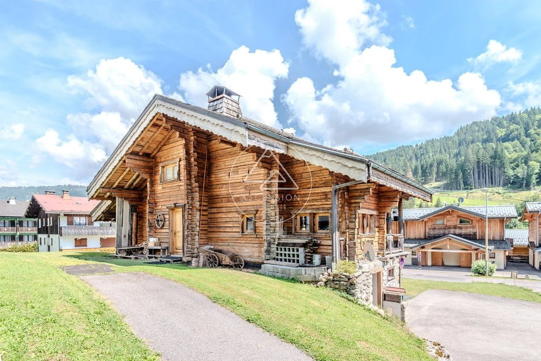 Chalet in Les Gets, Auvergne-Rhône-Alpes, France 4 - 19010054
