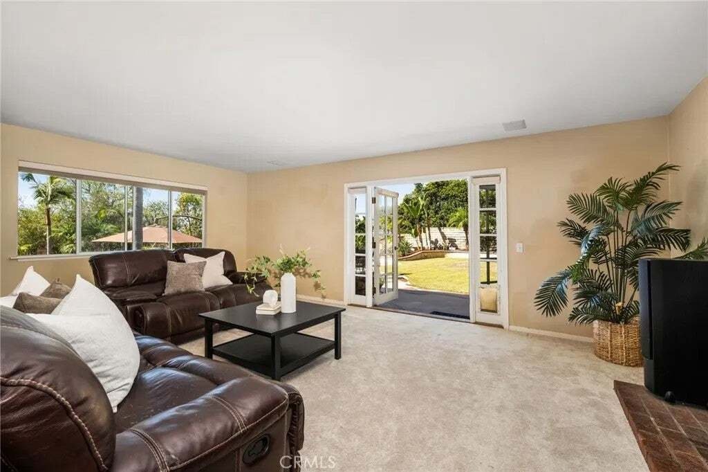 House in Santa Ana, California, United States 3 - 19011457