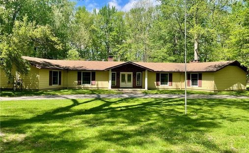 House in Kirtland Hills, Ohio, United States 1