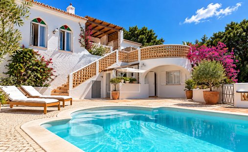 Villa in Faro (Se und Sao Pedro), Algarve, Portugal 1