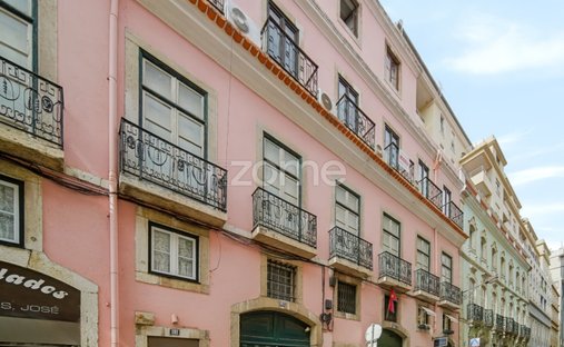Apartment in Santo Antonio, Lisbon, Portugal 1