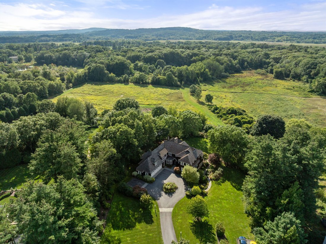 House in Wayland, Massachusetts, United States 4 - 19011718