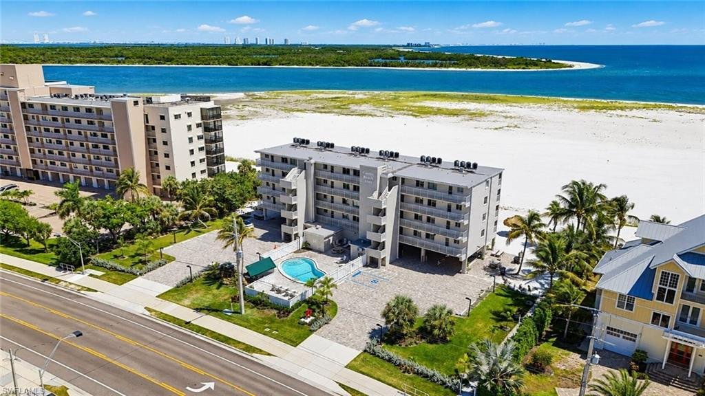Condo in Fort Myers Beach, Florida, United States 3 - 19015431