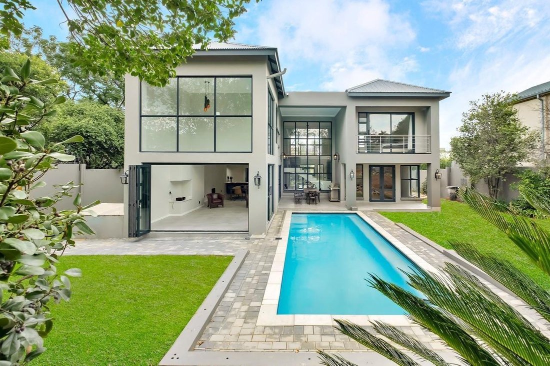 Country House in Bryanston, Gauteng, South Africa 5 - 19009266