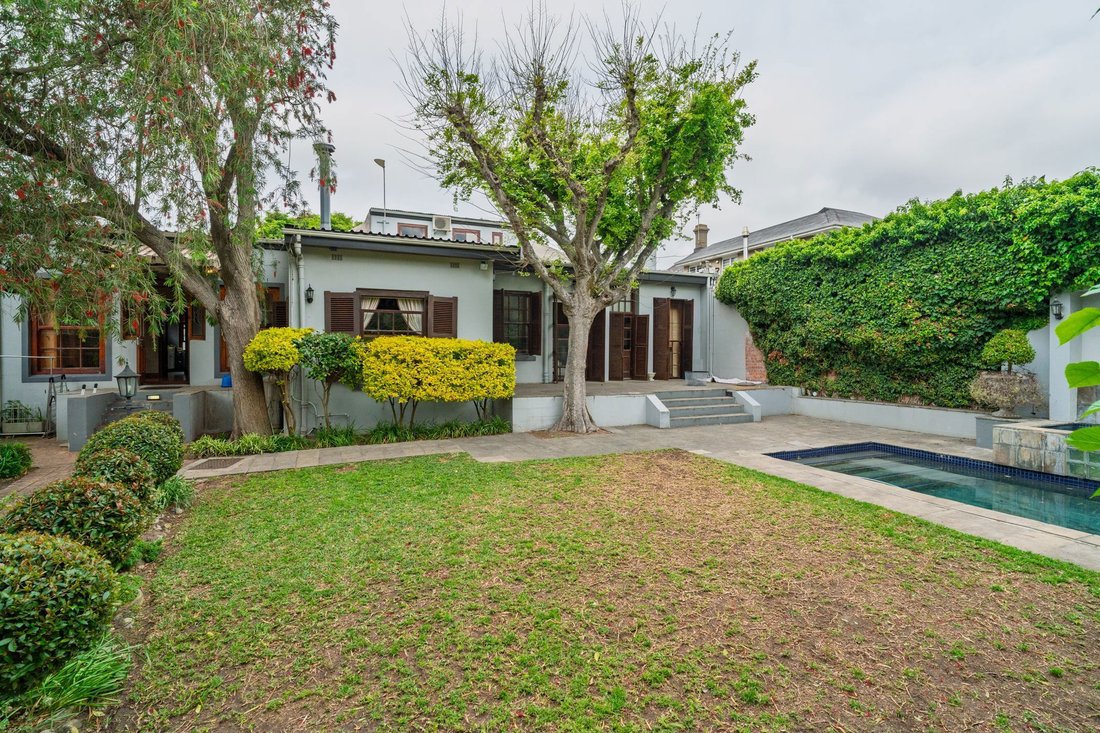 House in Rondebosch, Southern Suburbs, Cape Town 2 - 19012108