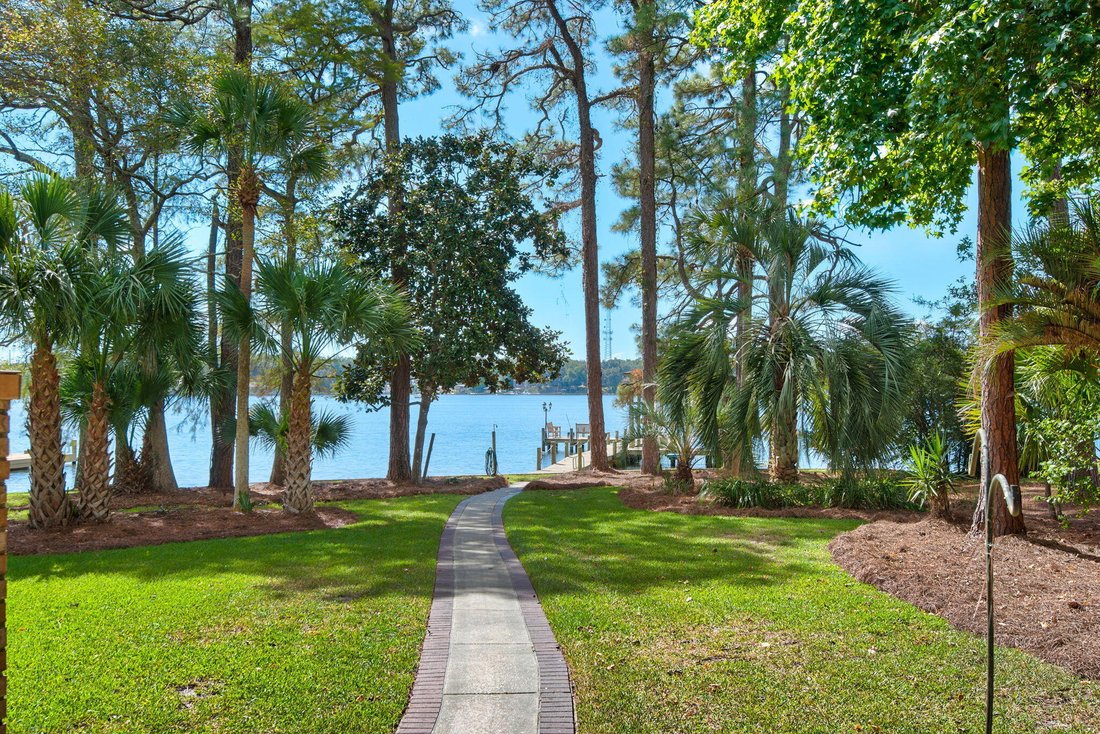 House in Niceville, Florida, United States 3 - 19012427