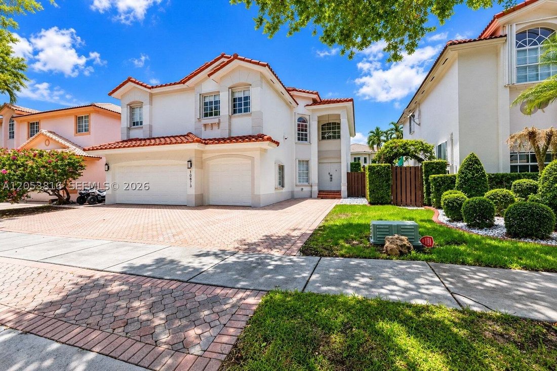 Casa a Doral, Florida, Stati Uniti 2 - 18433703