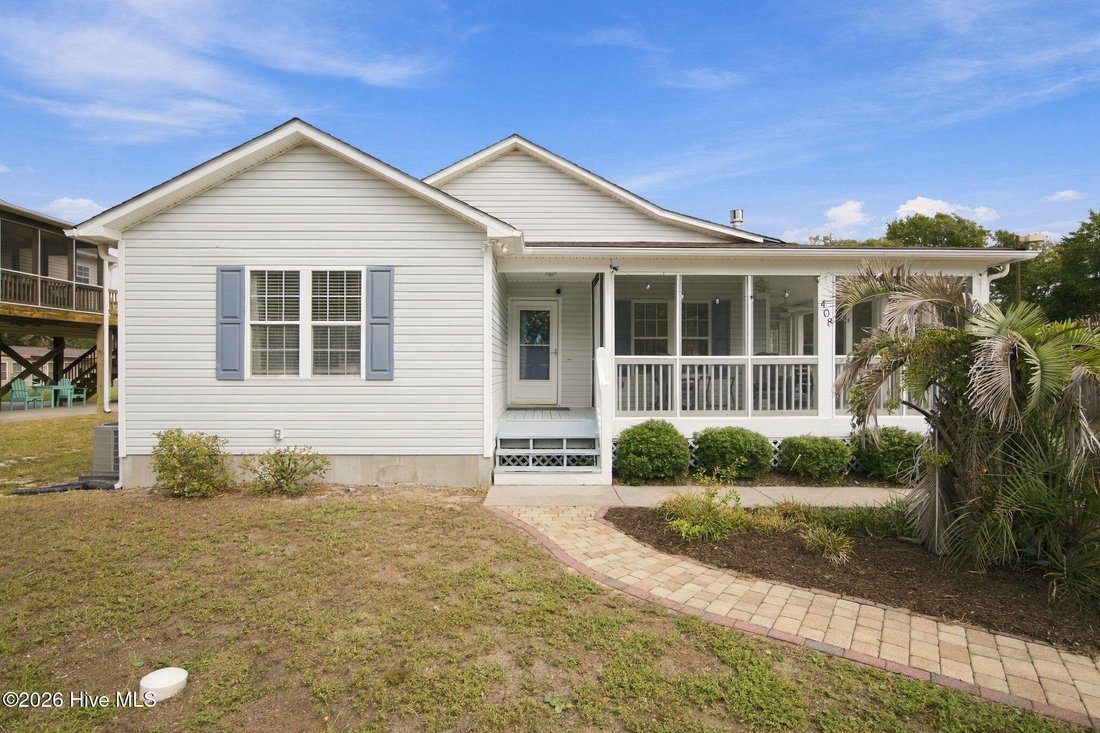 House in Oak Island, North Carolina, United States 2 - 19013474
