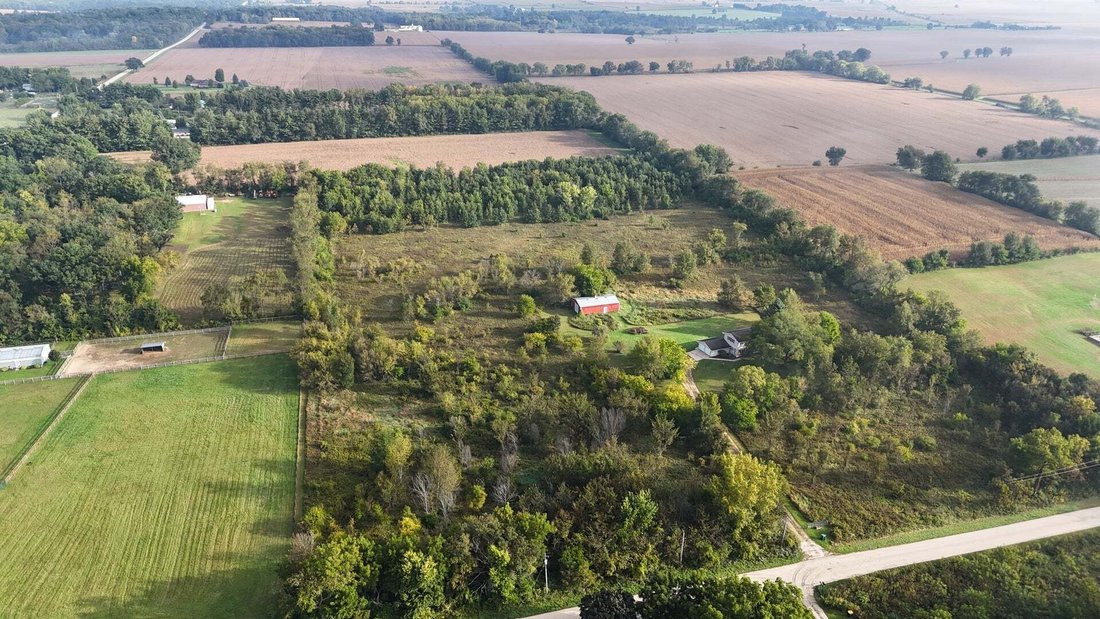 House in Kirkland, Illinois, United States 2 - 19013448