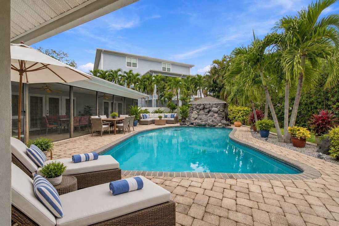House in Tampa, Florida, United States 4 - 17305205