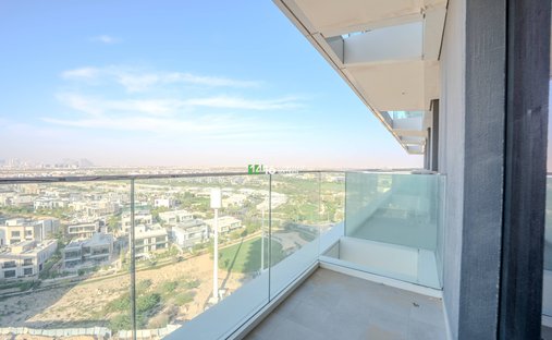Apartment in Hadaeq Sheikh Mohammed Bin Rashid, Dubai, United Arab Emirates 1