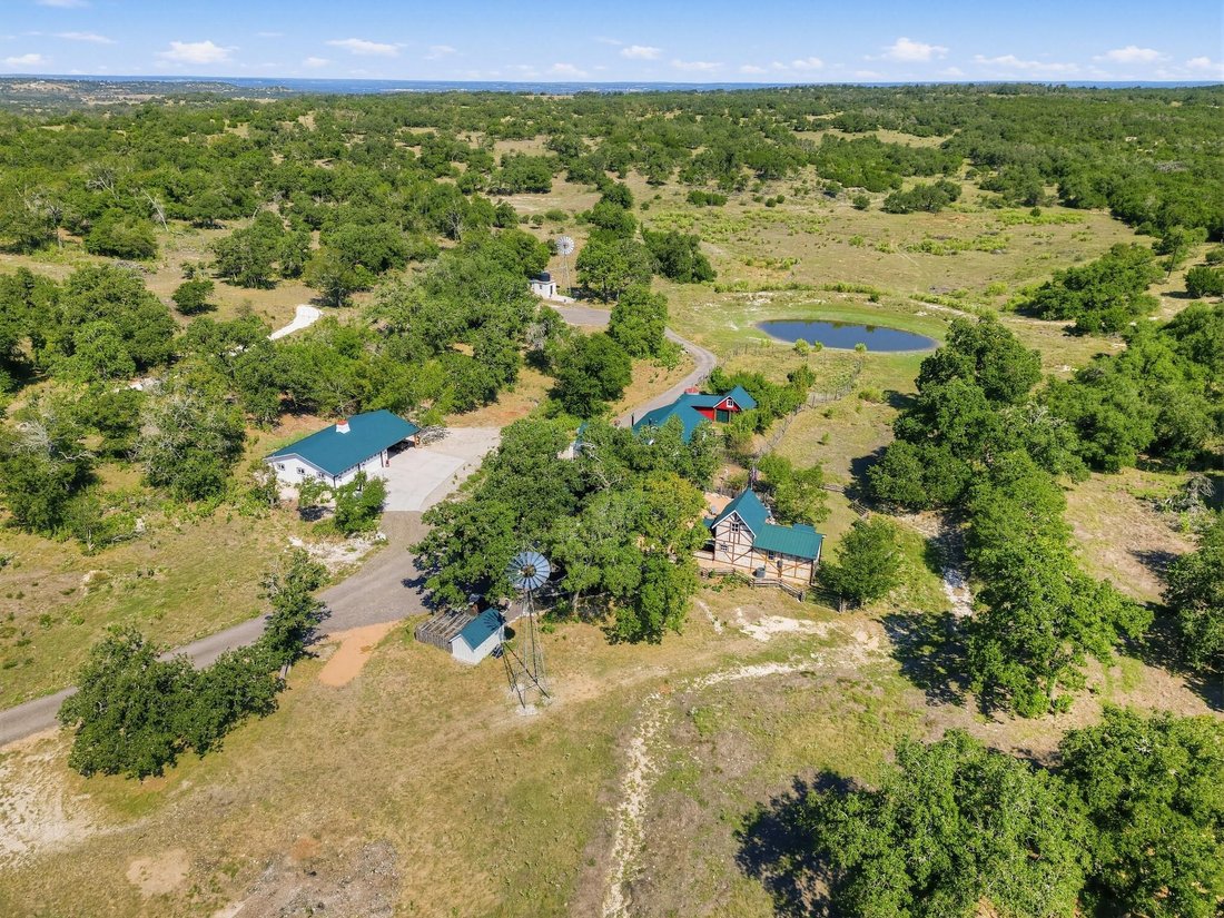 House in Fredericksburg, Texas, United States 2 - 19013209