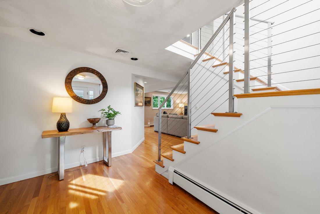 House in Needham, Massachusetts, United States 5 - 19011531