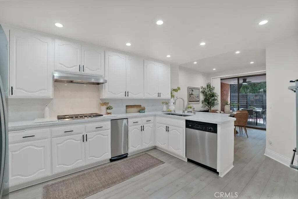 Condo in Los Angeles, California, United States 5 - 19011455