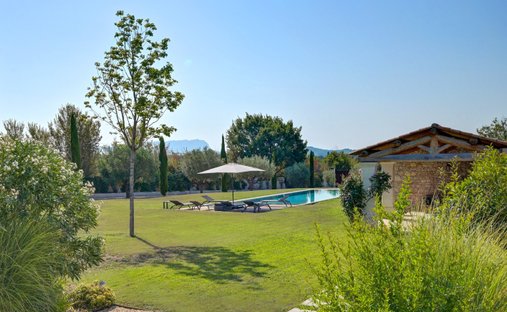 Haus in Le Tholonet, Provence-Alpes-Côte d'Azur, Frankreich 1