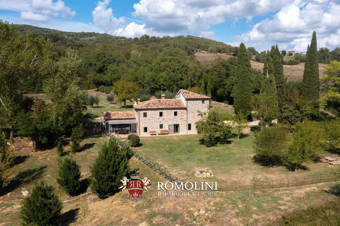 House in Todi, Umbria, Italy 3 - 19011114