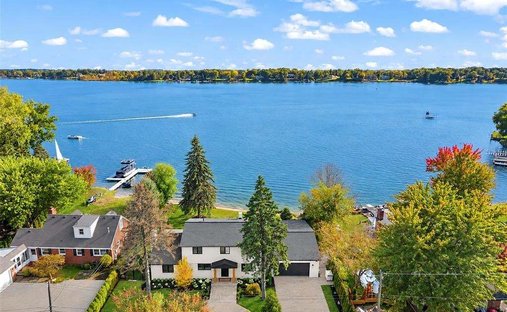 House in Orchard Lake Village, Michigan, United States 1