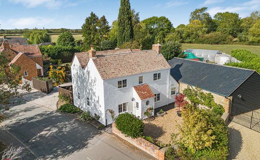 House in Weston-on-the-Green, England 1