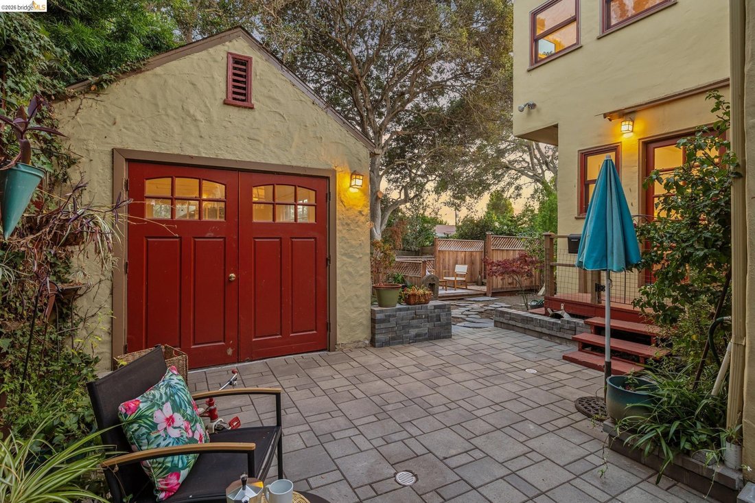 House in Berkeley, California, United States 4 - 19012807