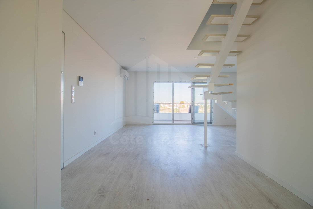 Appartement à Seixal, Arrentela et Aldeia de Paio Pires, Setúbal Municipality, Portugal 2 - 19015436