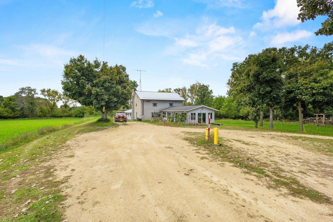 House in Portage, Wisconsin, United States 5 - 19008872