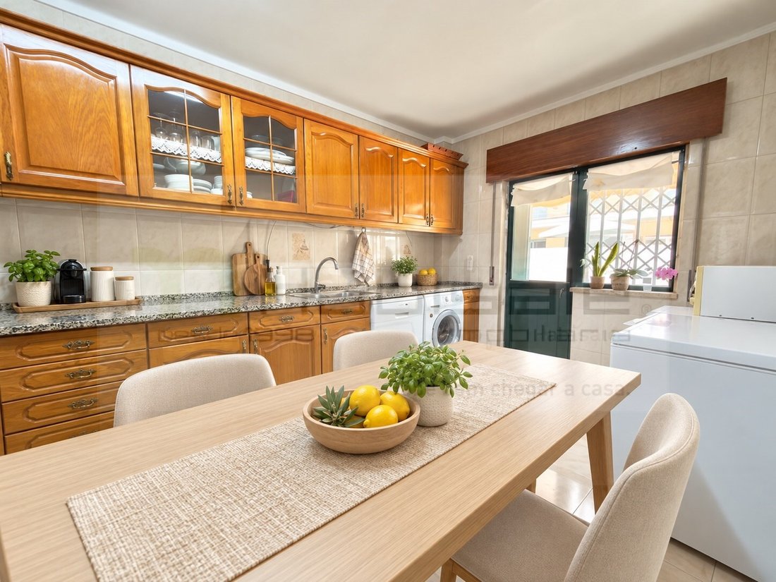 Apartamento en Venteira, Distrito de Lisboa, Portugal 3 - 19015447