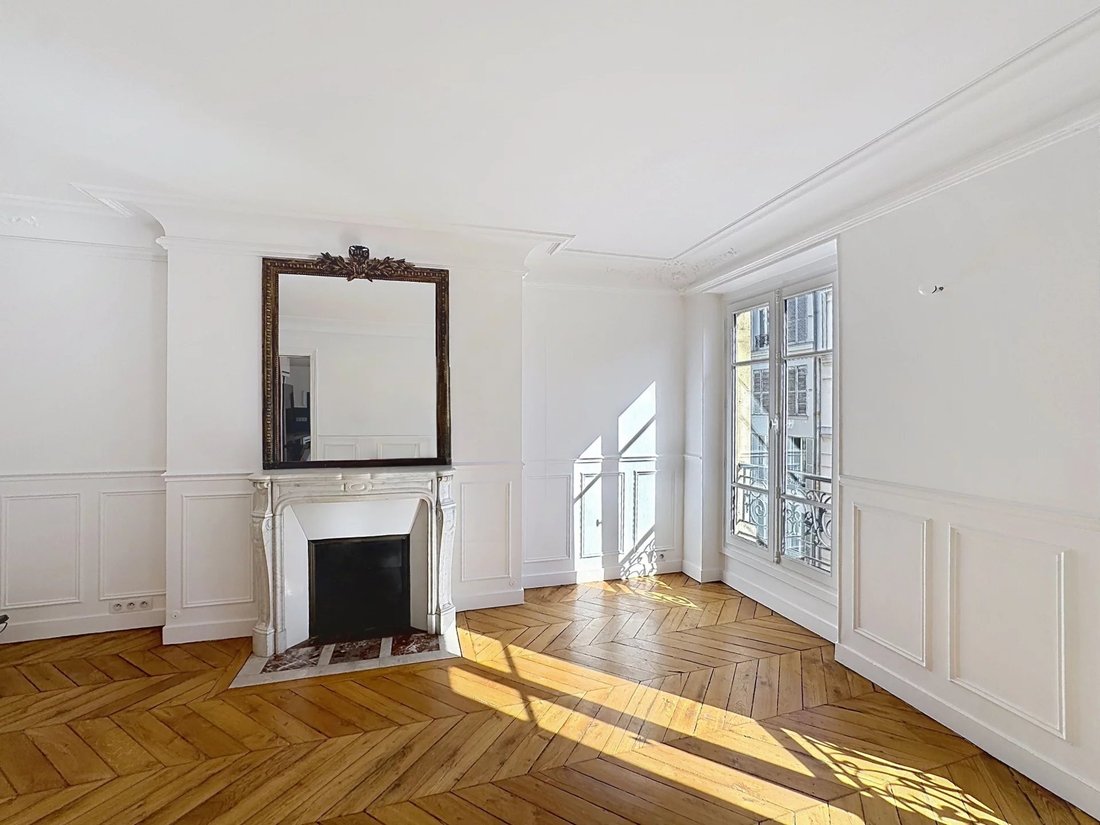 Apartment in Trudaine-Maubeuge, Paris 9e Arrondissement, Paris 2 - 19010682