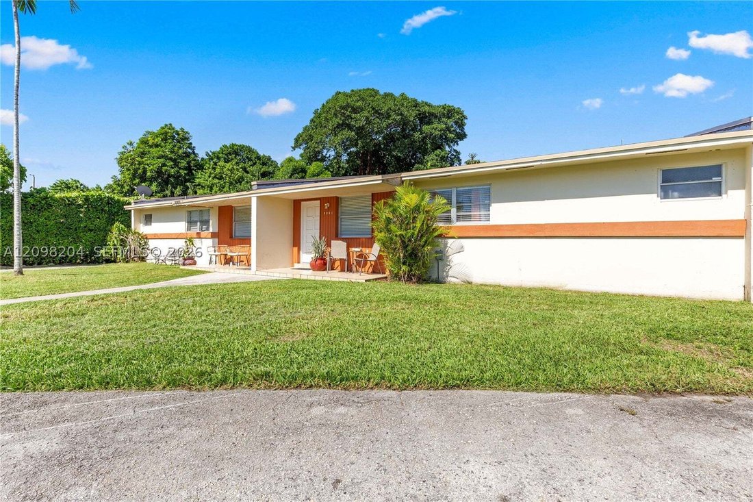 House in Miami, Florida, United States 5 - 19009602