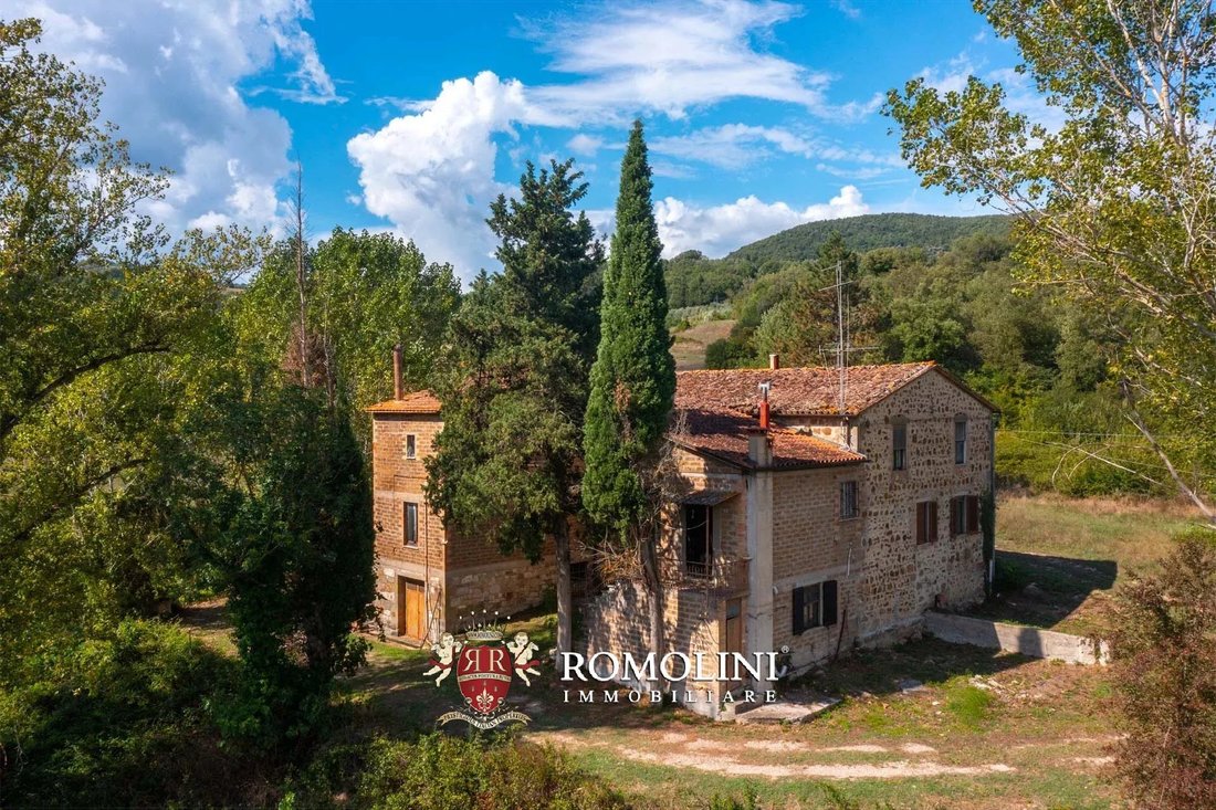 House in Todi, Umbria, Italy 5 - 19011114