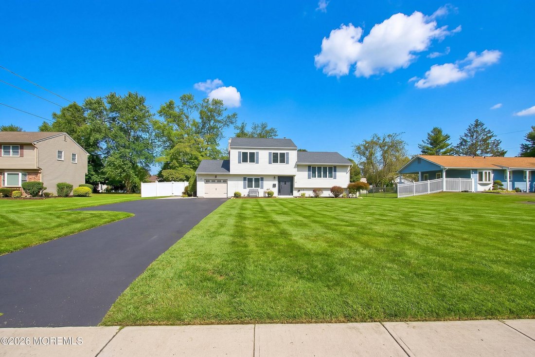House in Manalapan Township, New Jersey, United States 2 - 19009117
