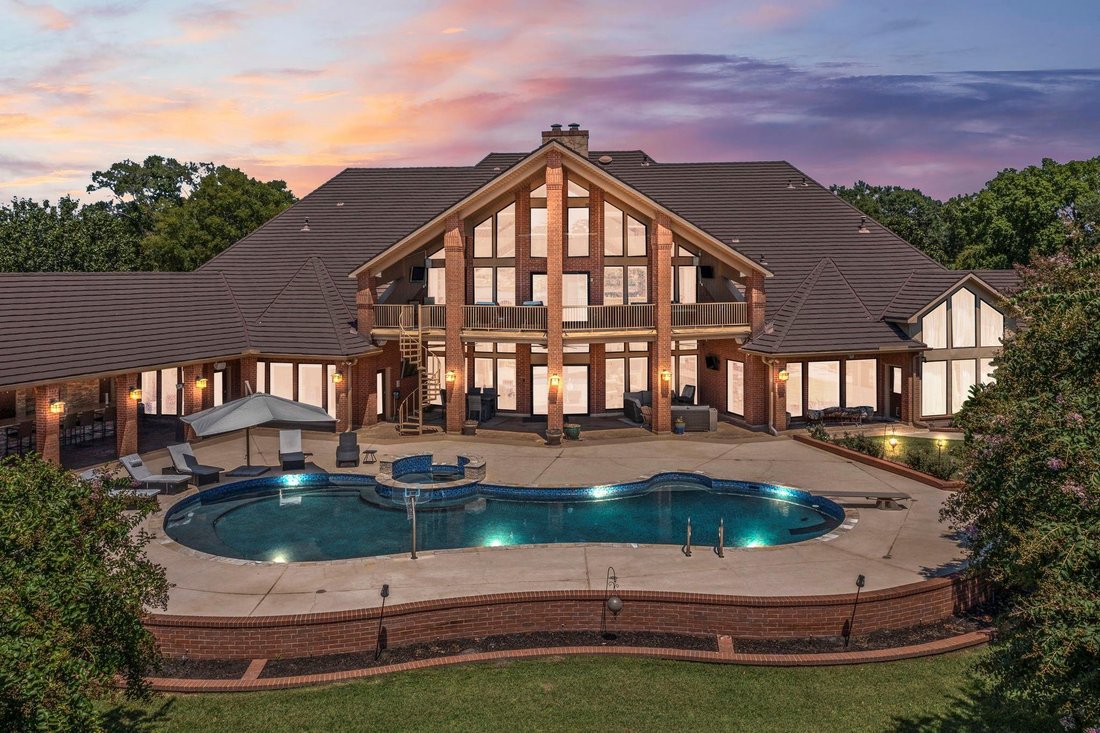 House in Montgomery, Texas, United States 1 - 19014578